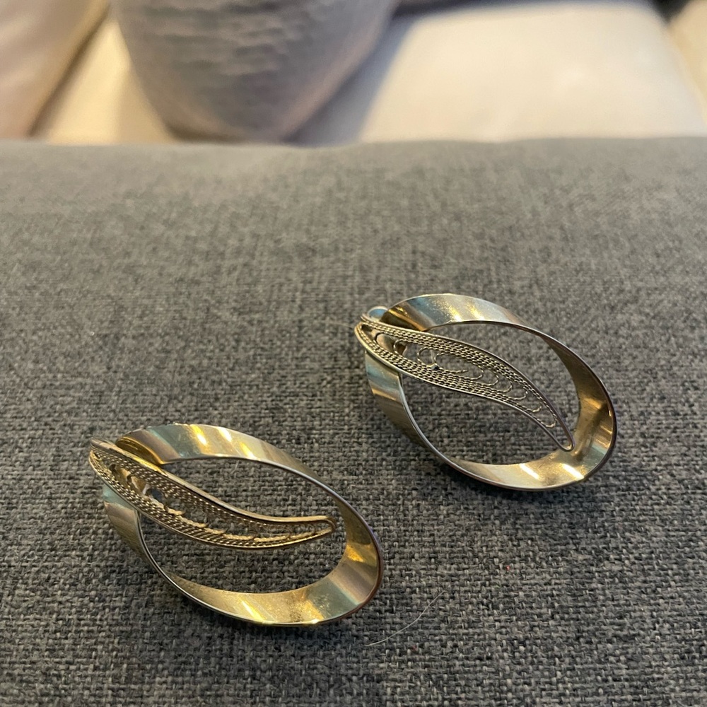 Silver tail earrings